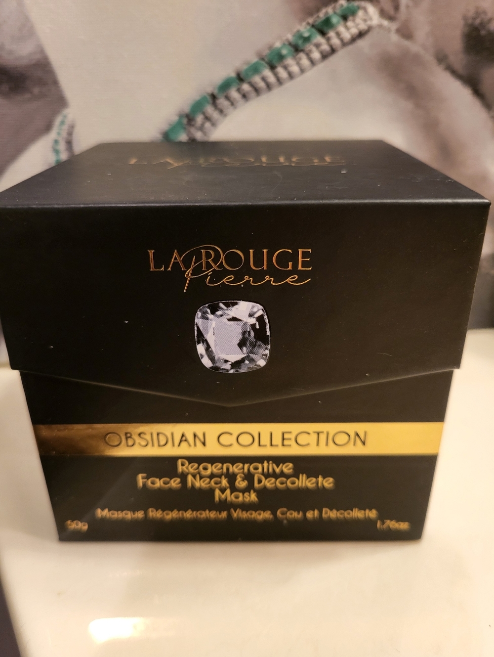 La Rouge Pierre Obsidian Regenerative Face Neck & Decollete Mask